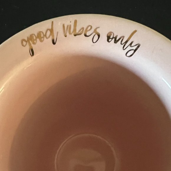 10 Strawberry Street BE A PINEAPPLE: STAND TALL, WEAR A CROWN & BE SWEET... Mug - Picture 5 of 7